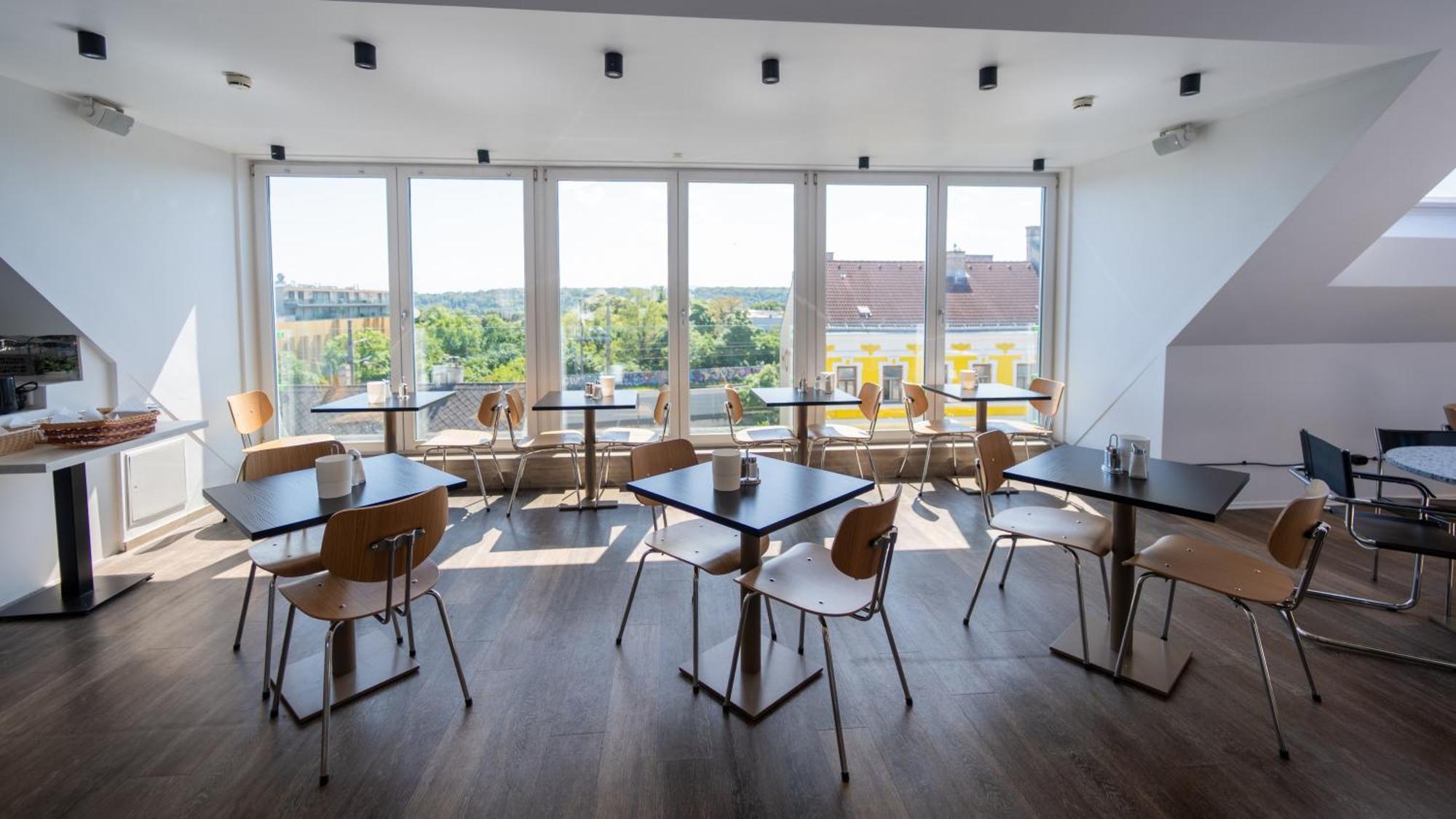 Design & Budget Hotel Wien Schoenbrunn Exteriör bild