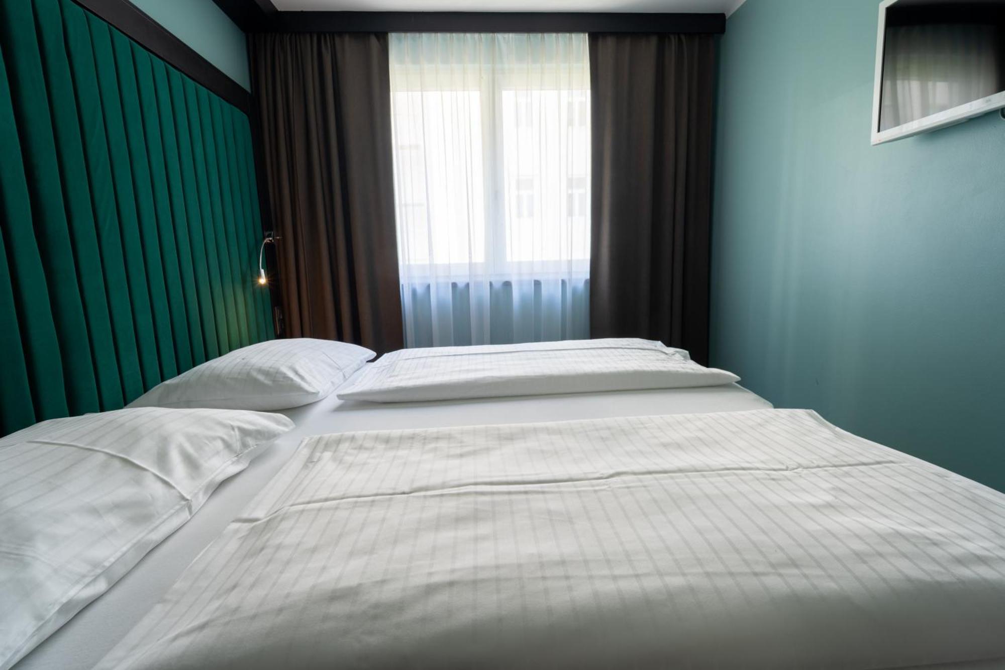 Design & Budget Hotel Wien Schoenbrunn Exteriör bild
