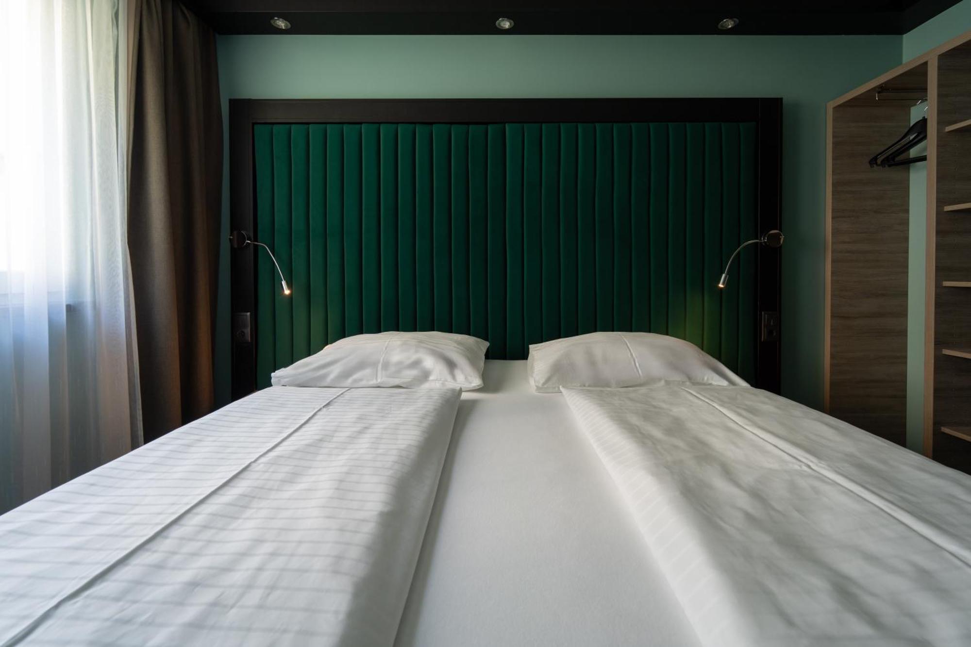 Design & Budget Hotel Wien Schoenbrunn Exteriör bild